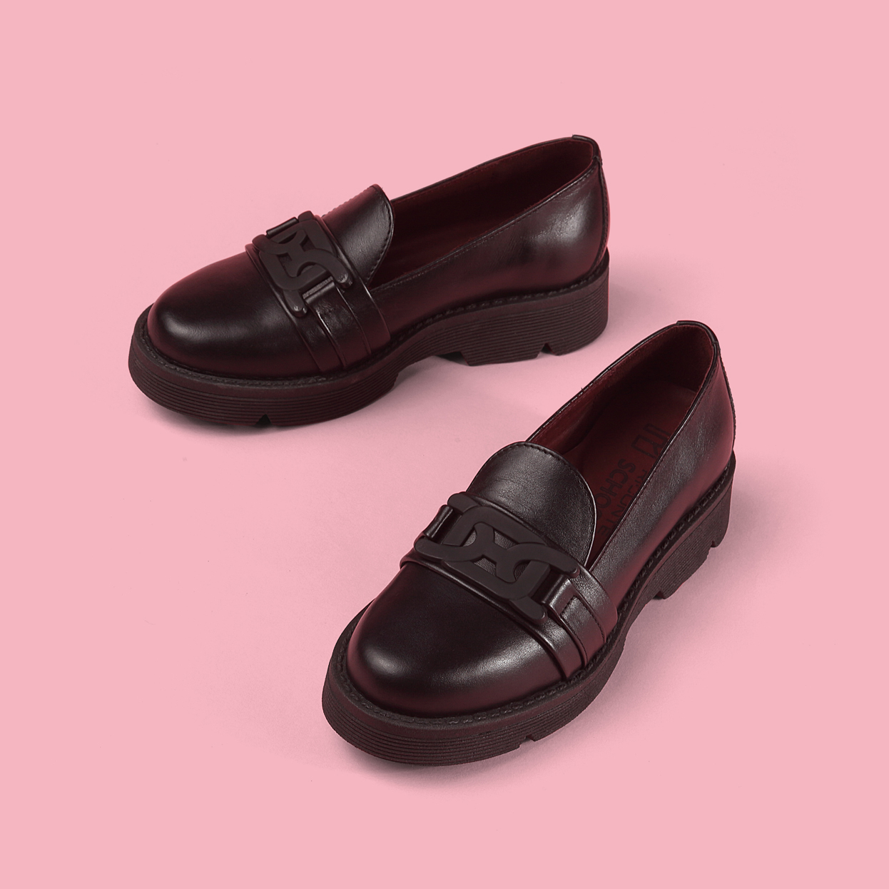 Школьная обувь